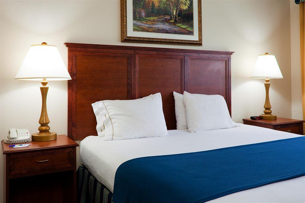 Holiday Inn Express Hotel & Suites Montgomery Boyd-Cooper Parkway By Ihg Εξωτερικό φωτογραφία