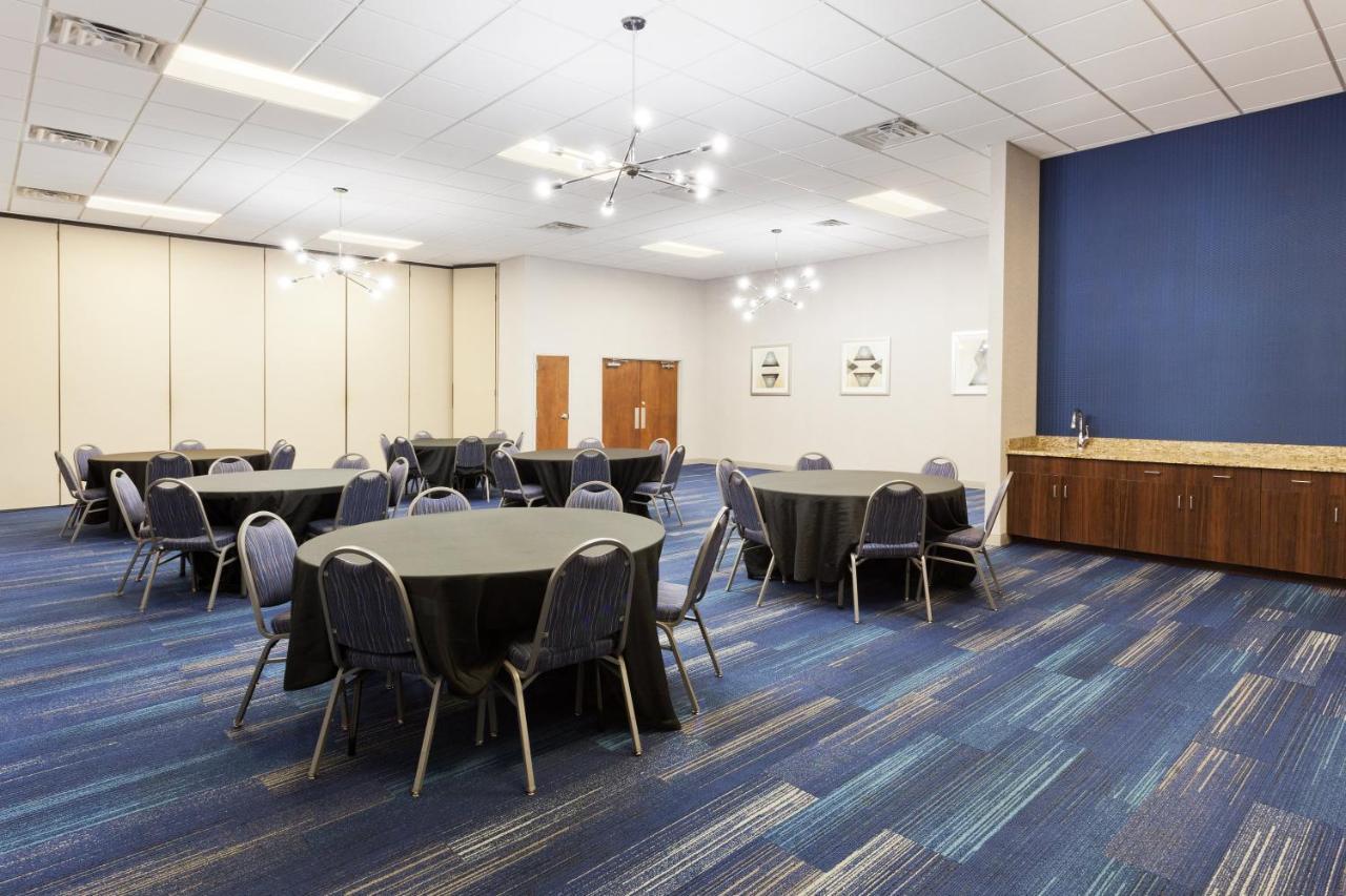 Holiday Inn Express Hotel & Suites Montgomery Boyd-Cooper Parkway By Ihg Εξωτερικό φωτογραφία