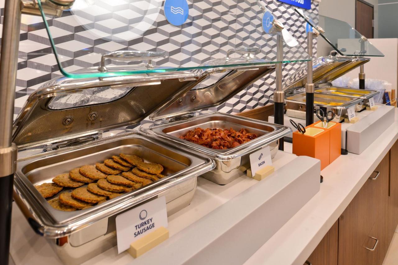 Holiday Inn Express Hotel & Suites Montgomery Boyd-Cooper Parkway By Ihg Εξωτερικό φωτογραφία